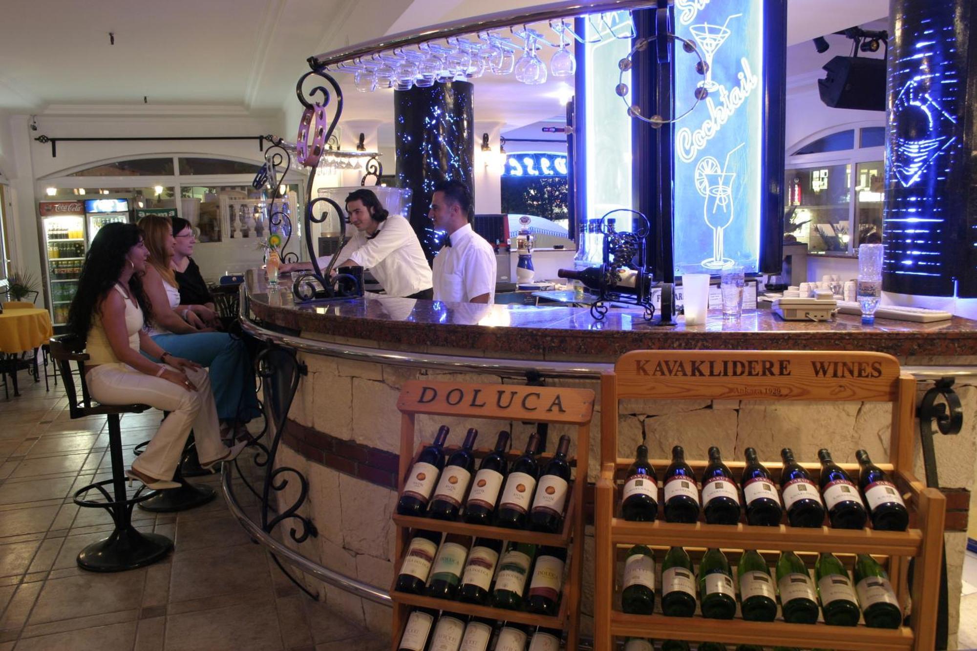 辛纳特拉酒店 凯梅尔 外观 照片